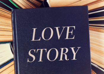 Taylor Swift & Travis Kelce: The Celebrity Romance Everyone Is Talking About