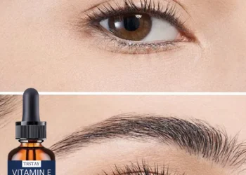 How This Eyelash Essence Transforms Sparse Lashes Into Thick, Curled Beauty