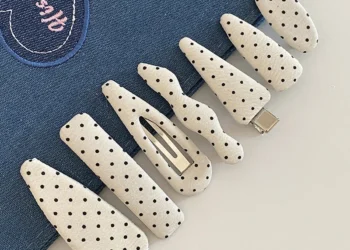 Top Quality Polka Dot Hair Clips for Effortless Style and Comfort