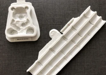 Transform Your Baking with Durable Bamboo Silicone Molds for Perfect Cake Decorations