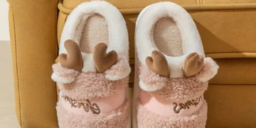 Cozy Winter Slippers Review for Men and Women with Plush Comfort and Style