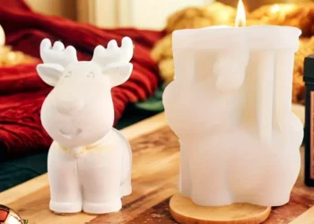 Create Festive Candles Easily with This Durable Holiday Silicone Mold